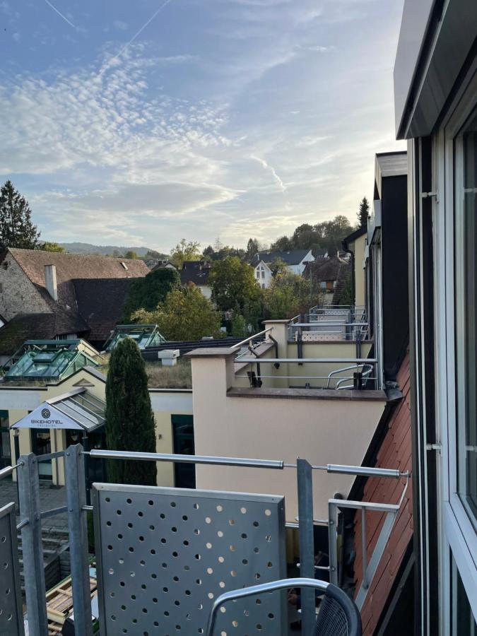 Bike- Und Ferienhotel Freiburg Merzhausen Ngoại thất bức ảnh