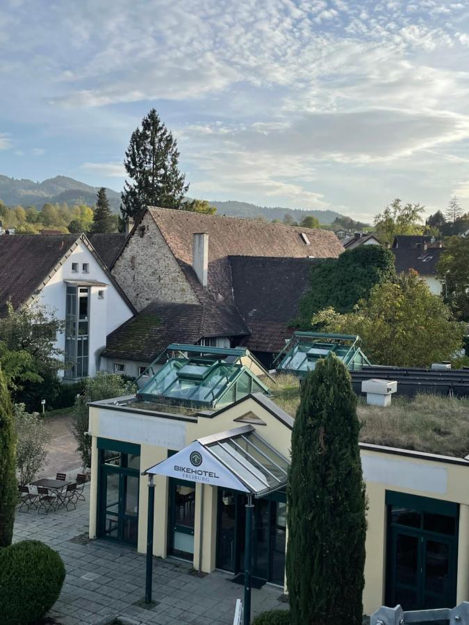 Bike- Und Ferienhotel Freiburg Merzhausen Ngoại thất bức ảnh